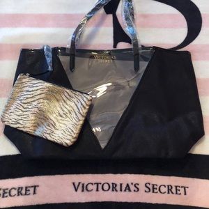 *NEW* Victoria Secret Tote and Make up Bag